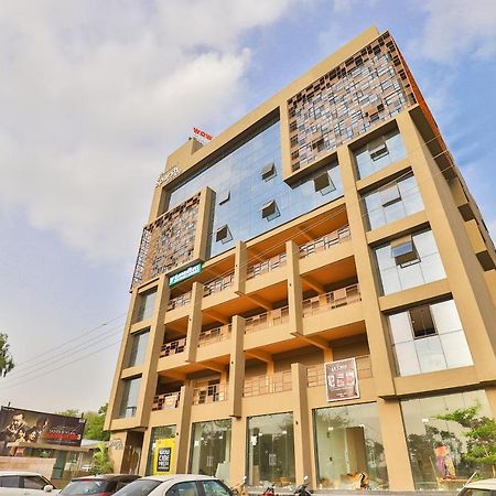 Oyo 16604 Hotel Sparsh Inn Ahmedabad Ngoại thất bức ảnh