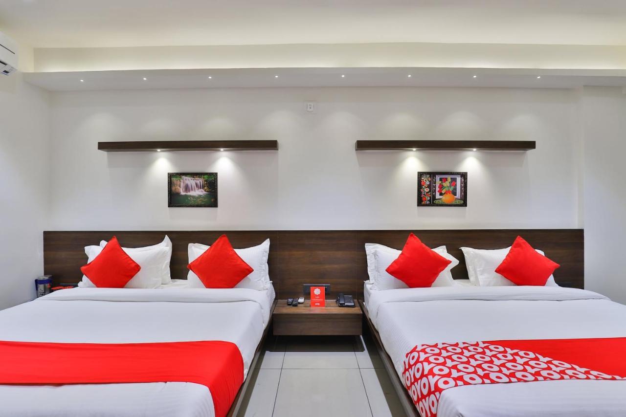 Oyo 16604 Hotel Sparsh Inn Ahmedabad Ngoại thất bức ảnh