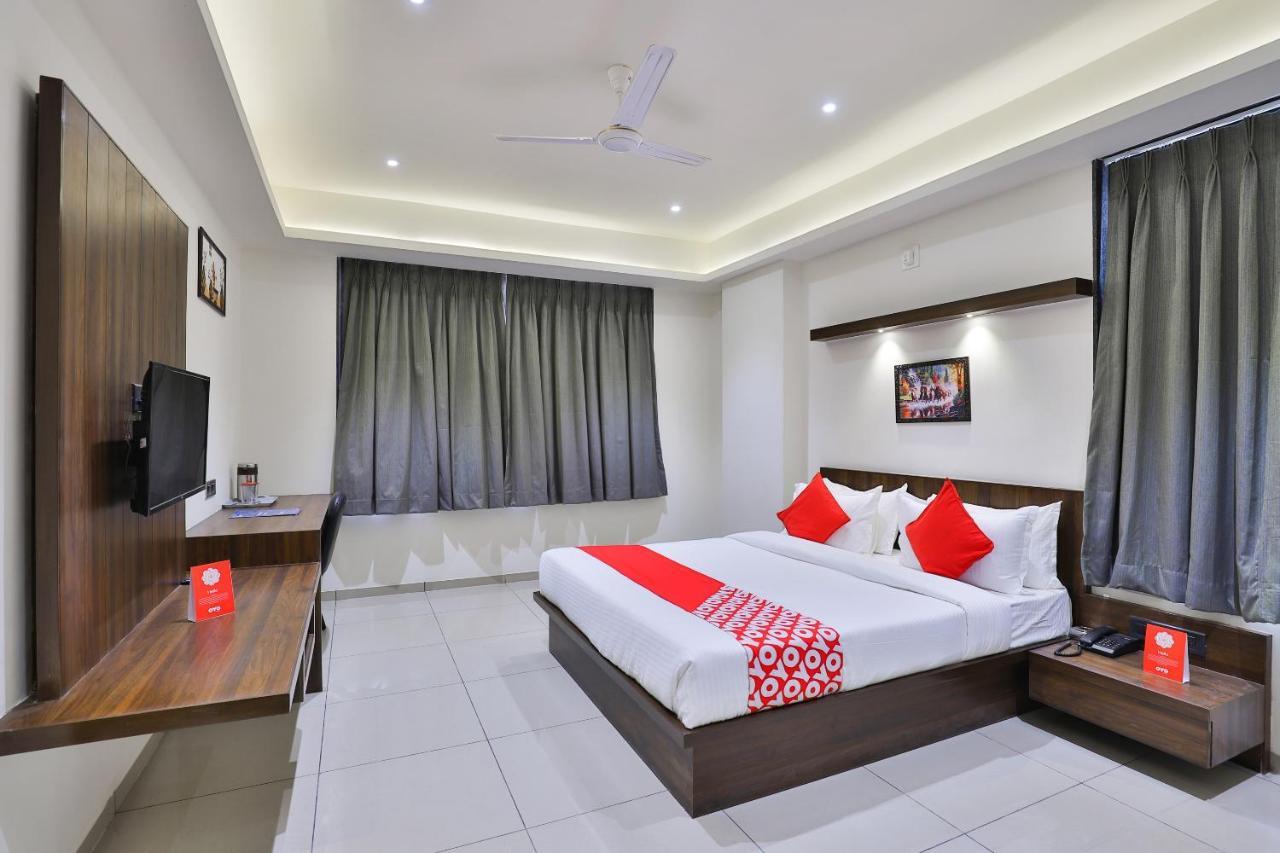 Oyo 16604 Hotel Sparsh Inn Ahmedabad Ngoại thất bức ảnh