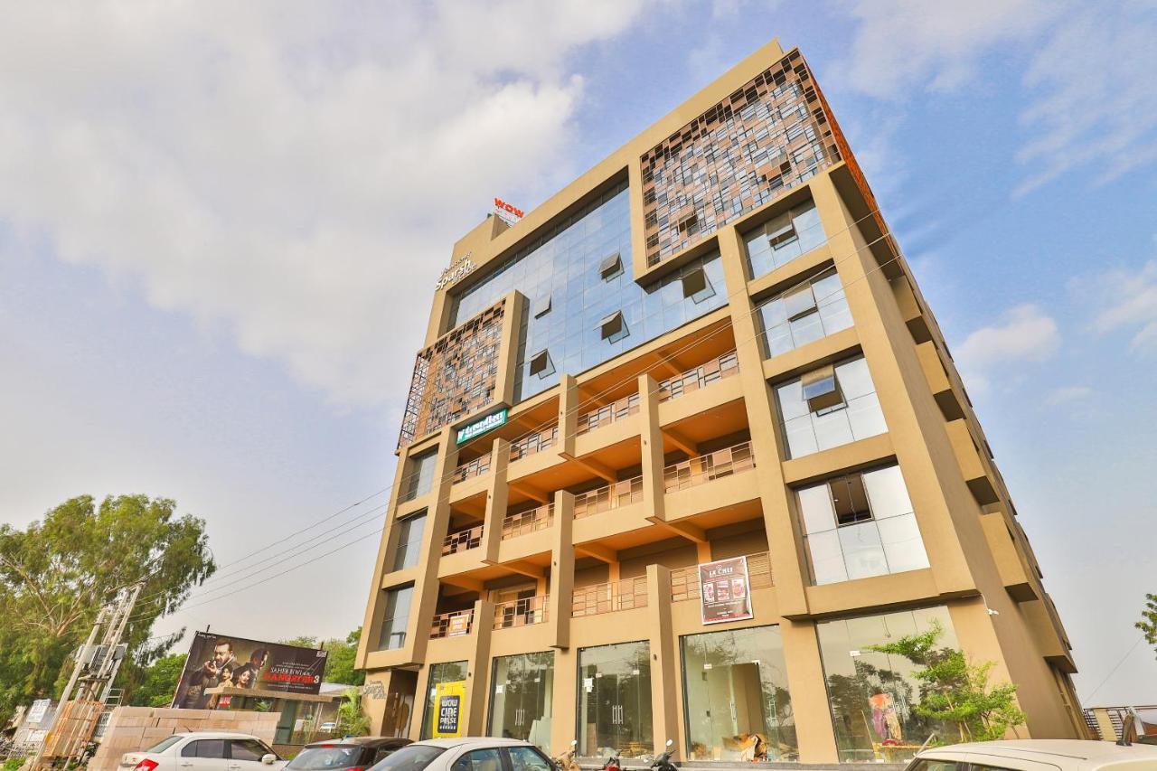 Oyo 16604 Hotel Sparsh Inn Ahmedabad Ngoại thất bức ảnh