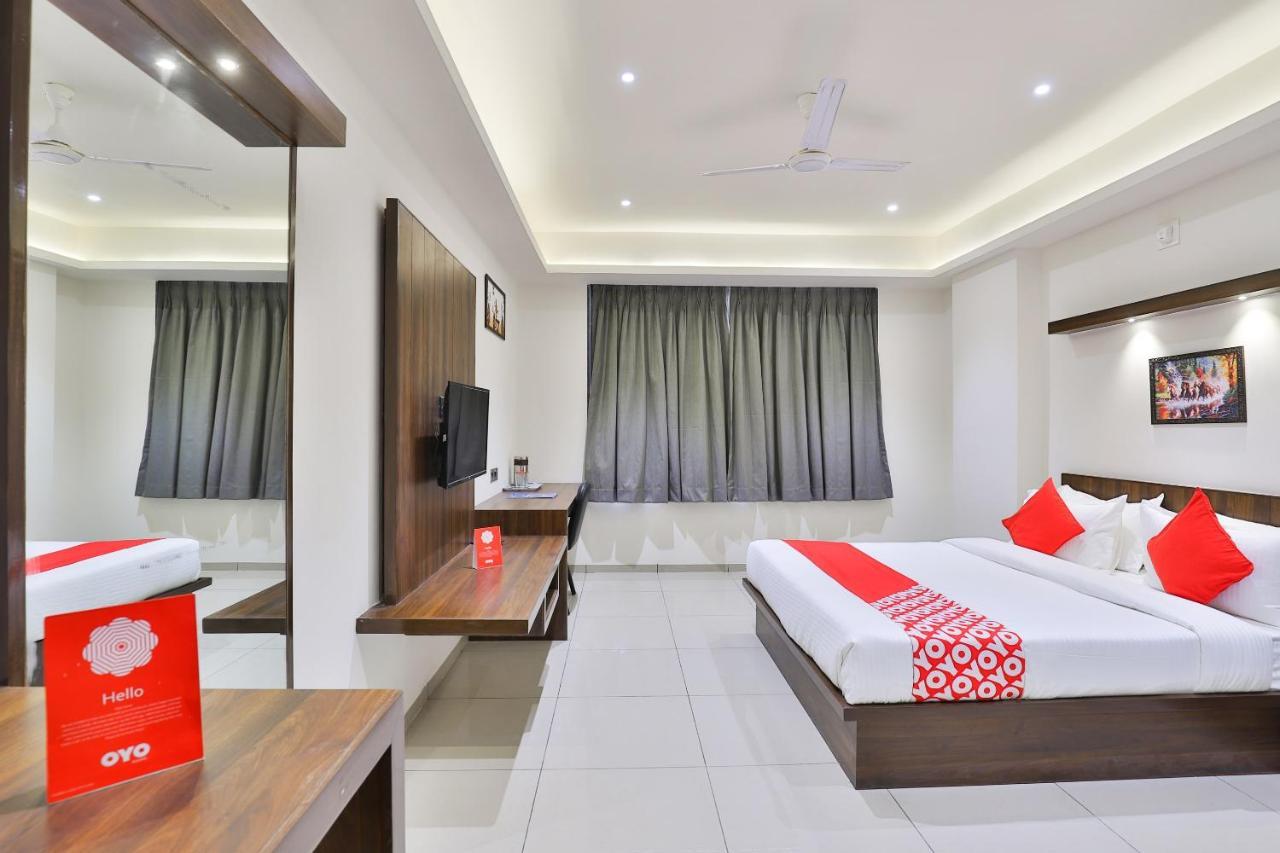 Oyo 16604 Hotel Sparsh Inn Ahmedabad Ngoại thất bức ảnh