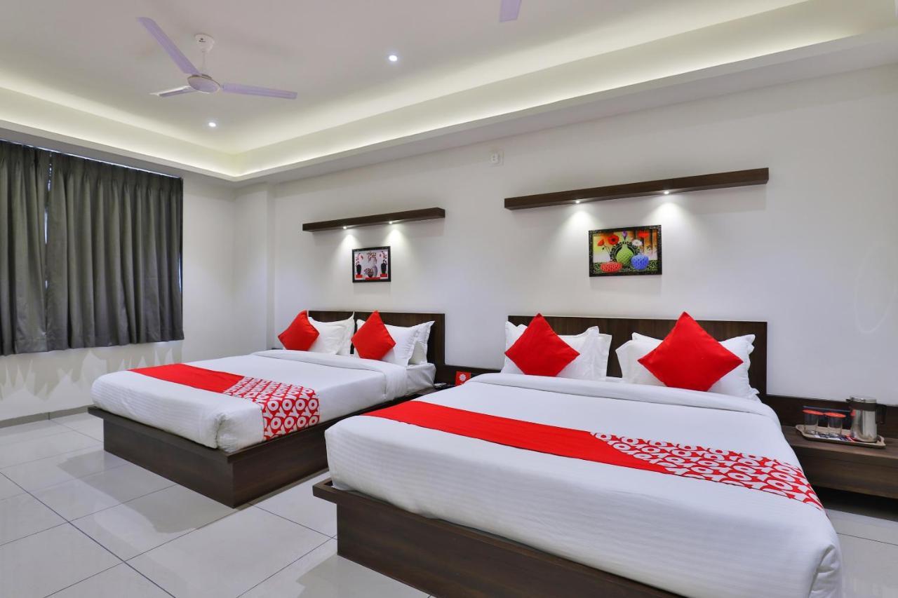 Oyo 16604 Hotel Sparsh Inn Ahmedabad Ngoại thất bức ảnh