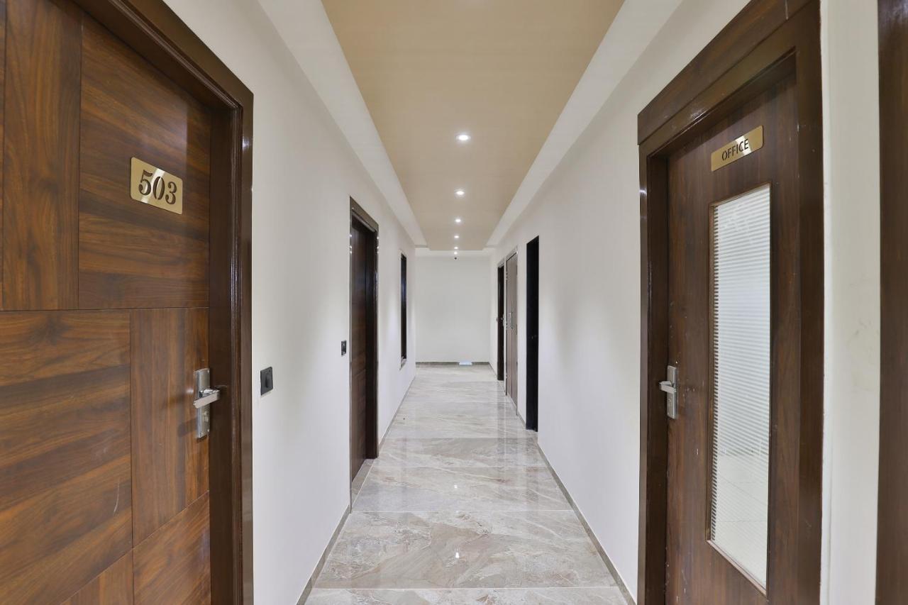 Oyo 16604 Hotel Sparsh Inn Ahmedabad Ngoại thất bức ảnh